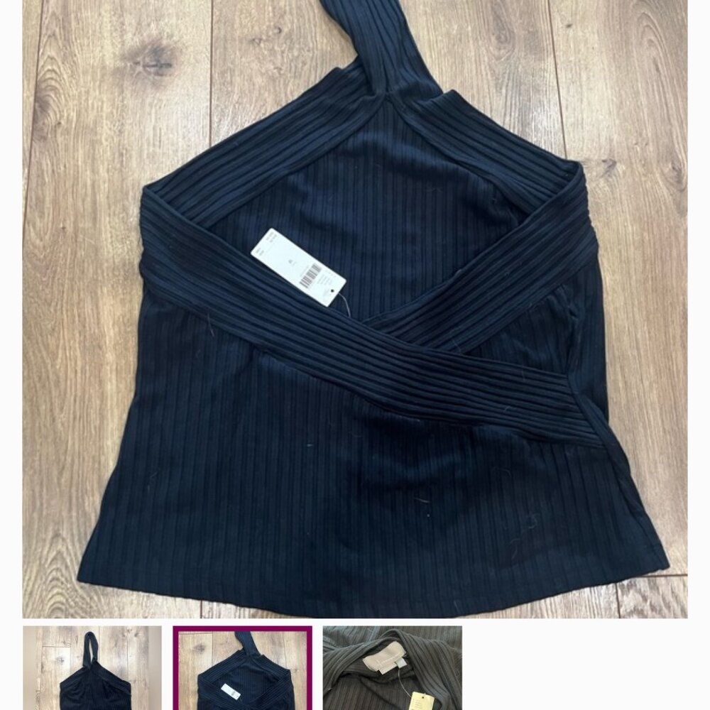 NWT Anthropologie black ribbed halter top. Size M